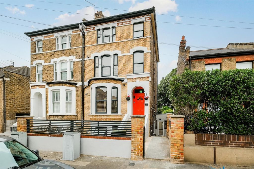 Property photo 1 of 25 `