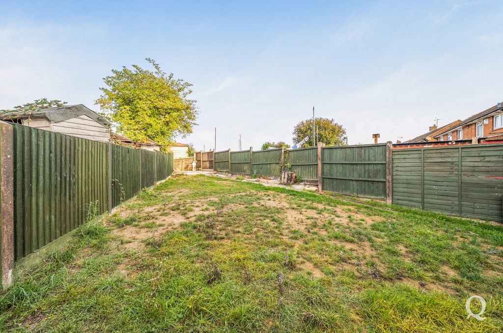 Property photo 3 of 24 Fc87B904-E8E8-416...