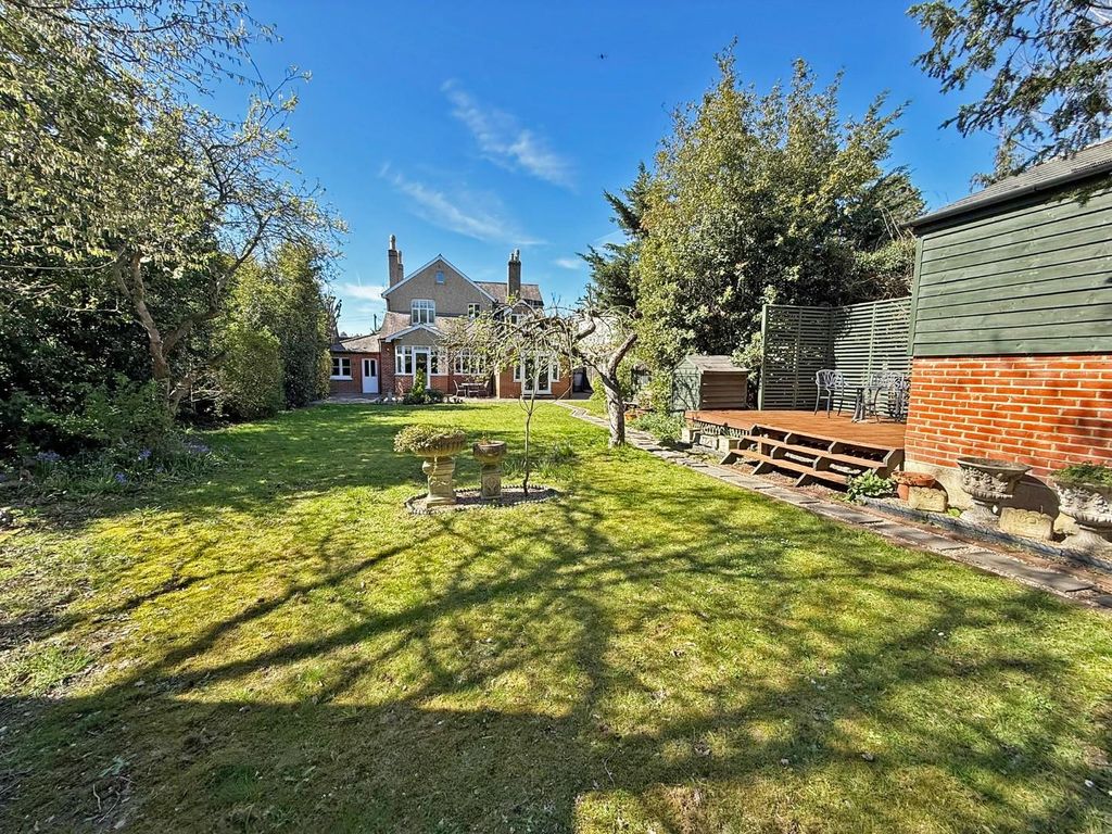 Property photo 2 of 36 18.Jpg
