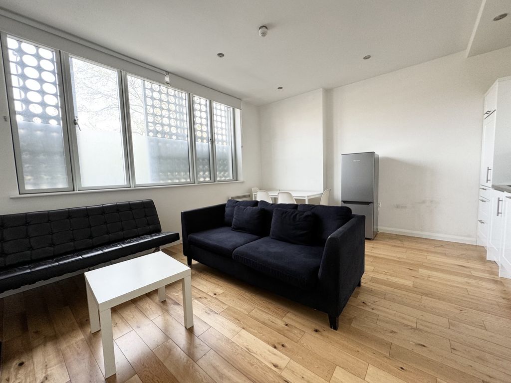 Property photo 1 of 10 Photo 1