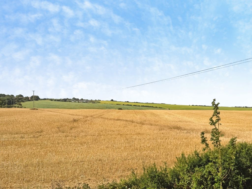 Property photo 2 of 24 Nearby Farmland