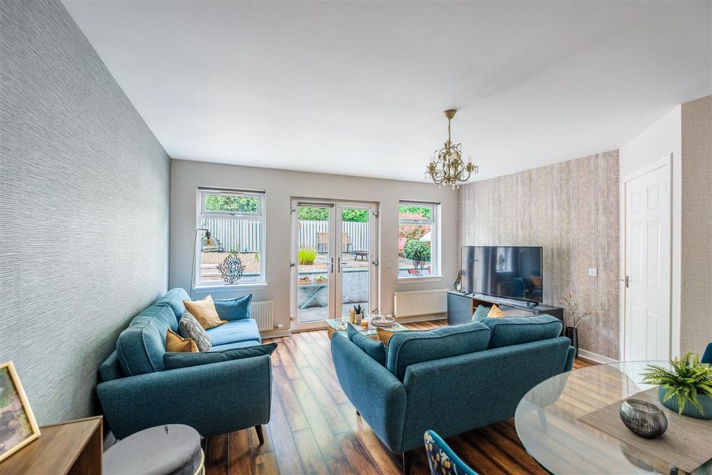 Property photo 3 of 29 Millar Street-13.Jpg