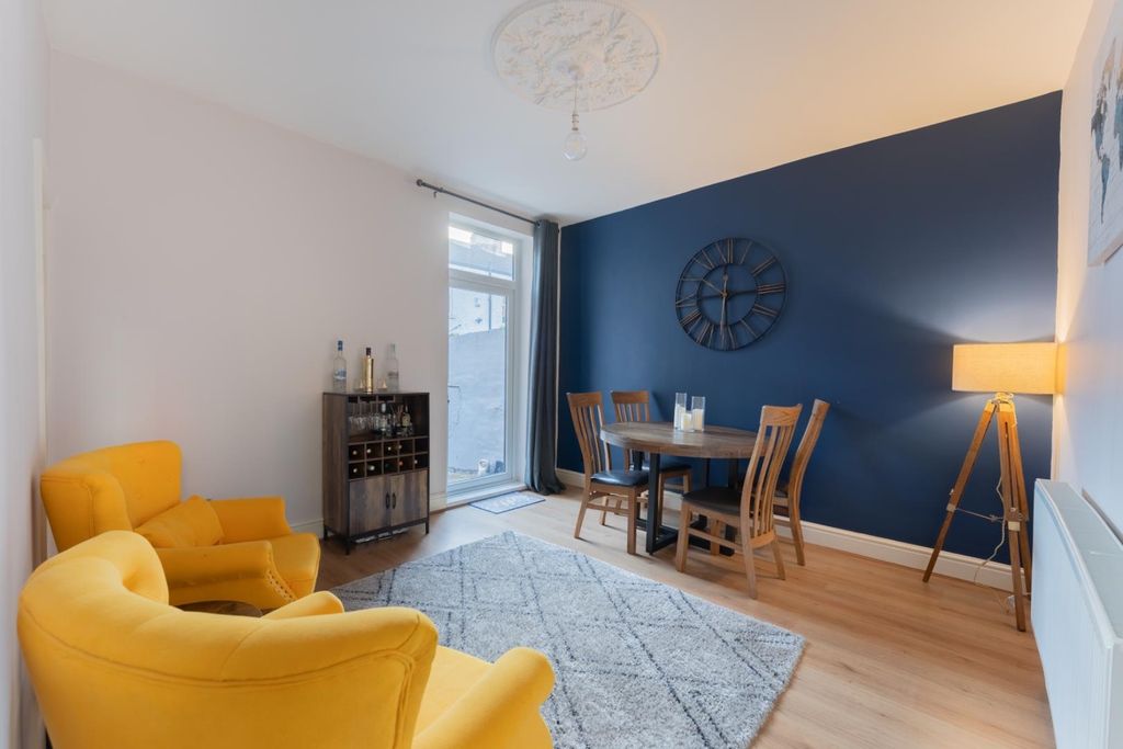 Property photo 3 of 20 _Dsc1759-Hdr.Jpg