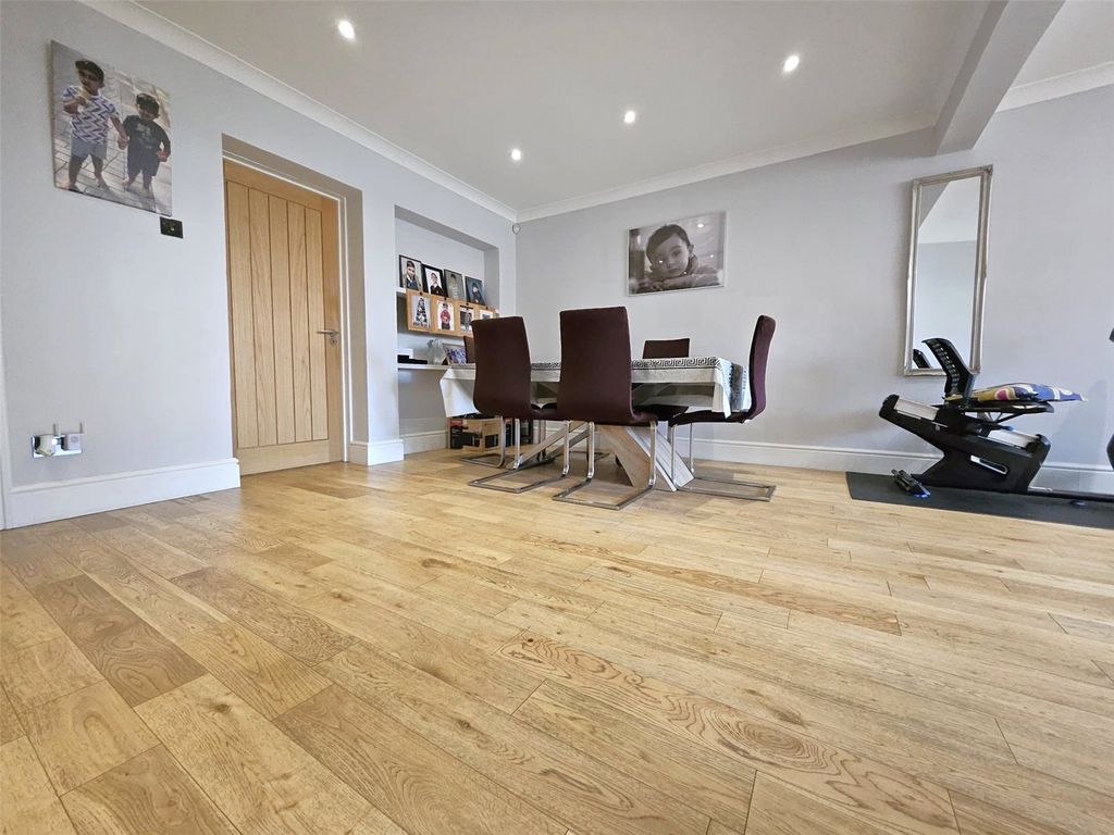 Property photo 3 of 13 Dining Room