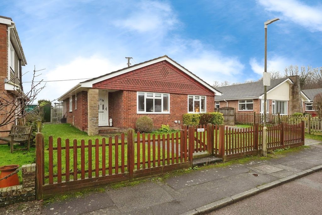 Property photo 1 of 19