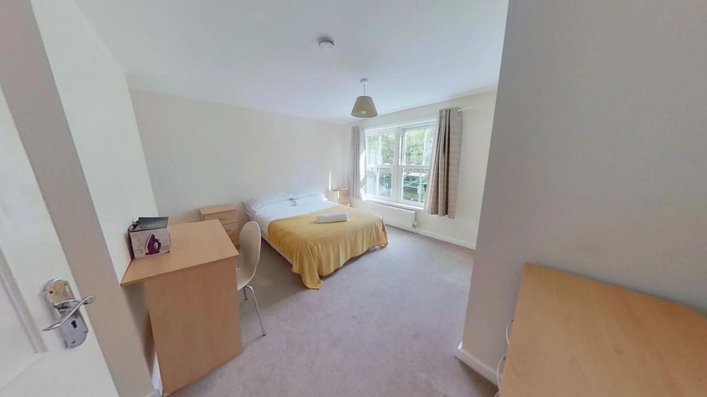 Property photo 2 of 8 2nd Floor Front.Jpg