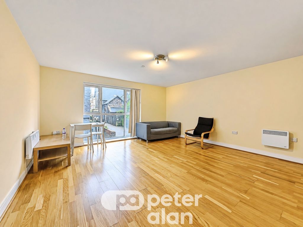 Property photo 3 of 11
