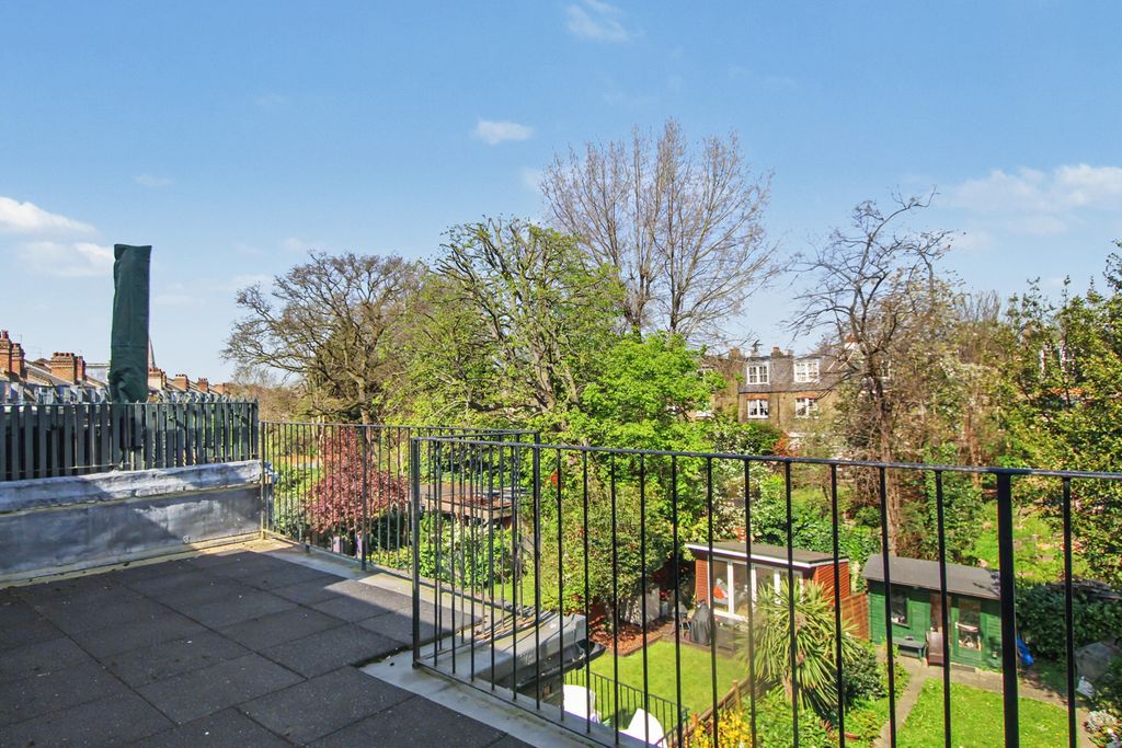 Property photo 2 of 11 10.Jpg