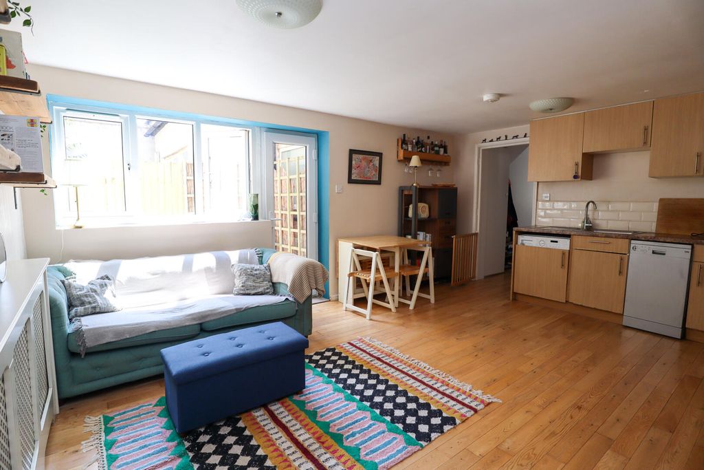 Property photo 3 of 12 Living Room