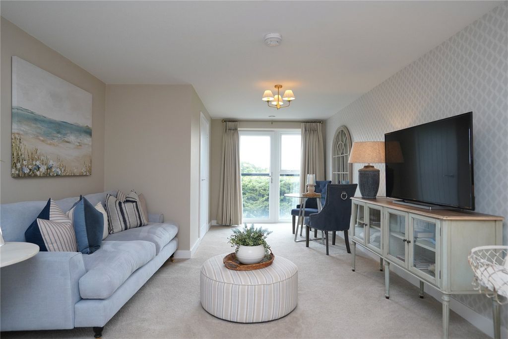 Property photo 3 of 16 Picture No. 03