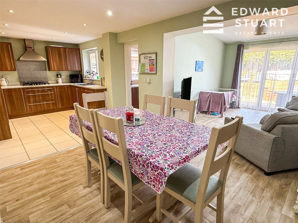 Property photo 2 of 18 Picture No. 09