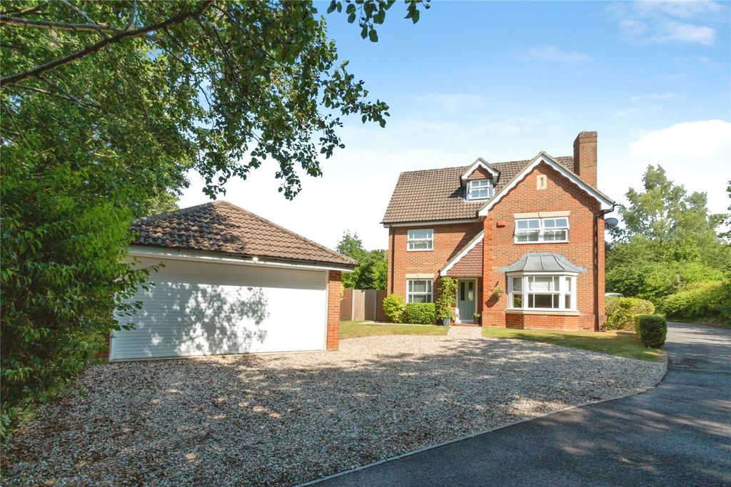Property photo 1 of 27 Picture No. 22