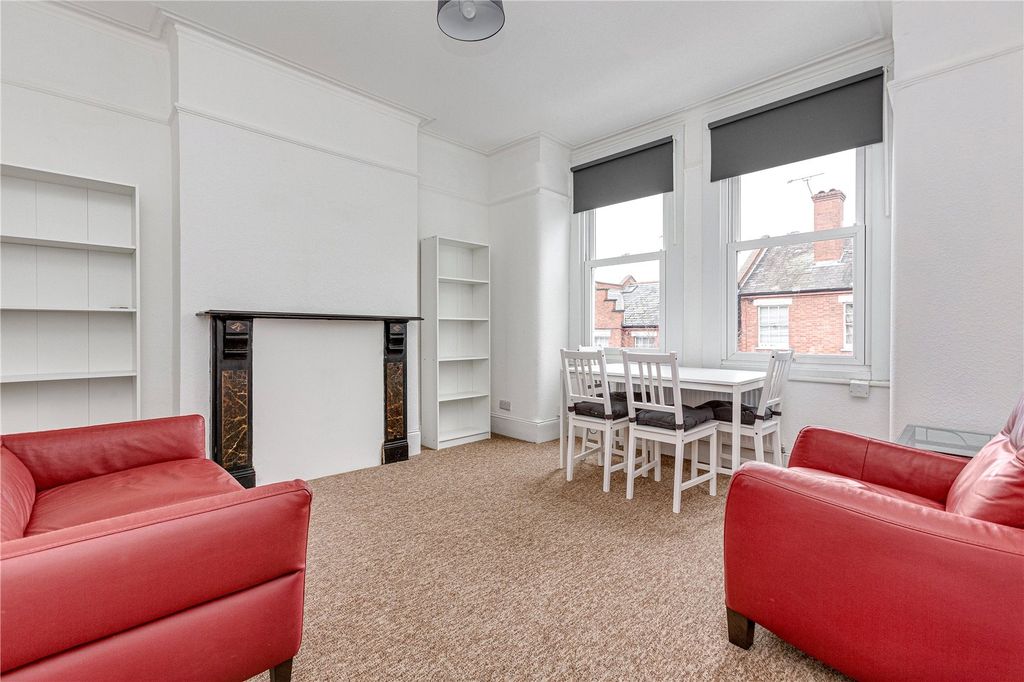 Property photo 1 of 6