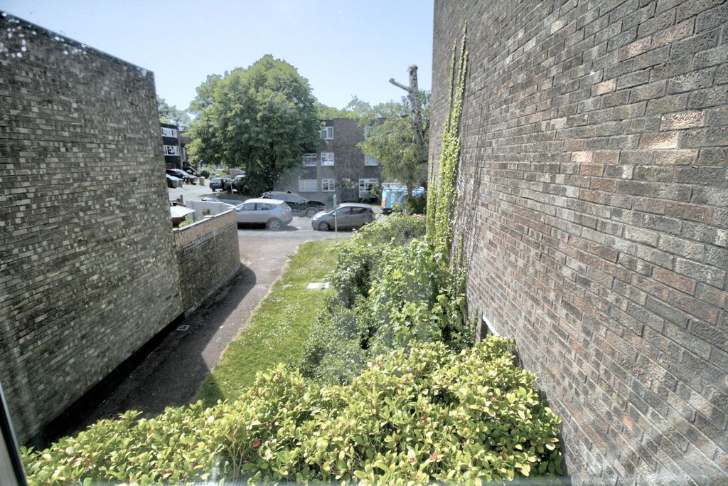 Property photo 3 of 11 117H3