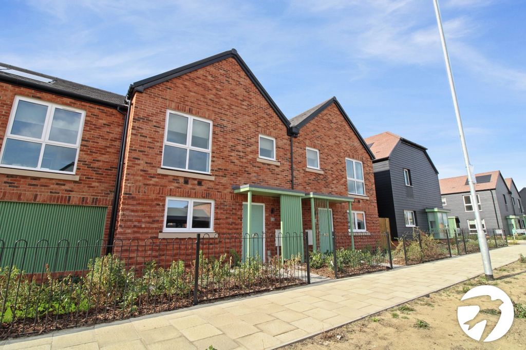 Property photo 1 of 10 Picture No. 11