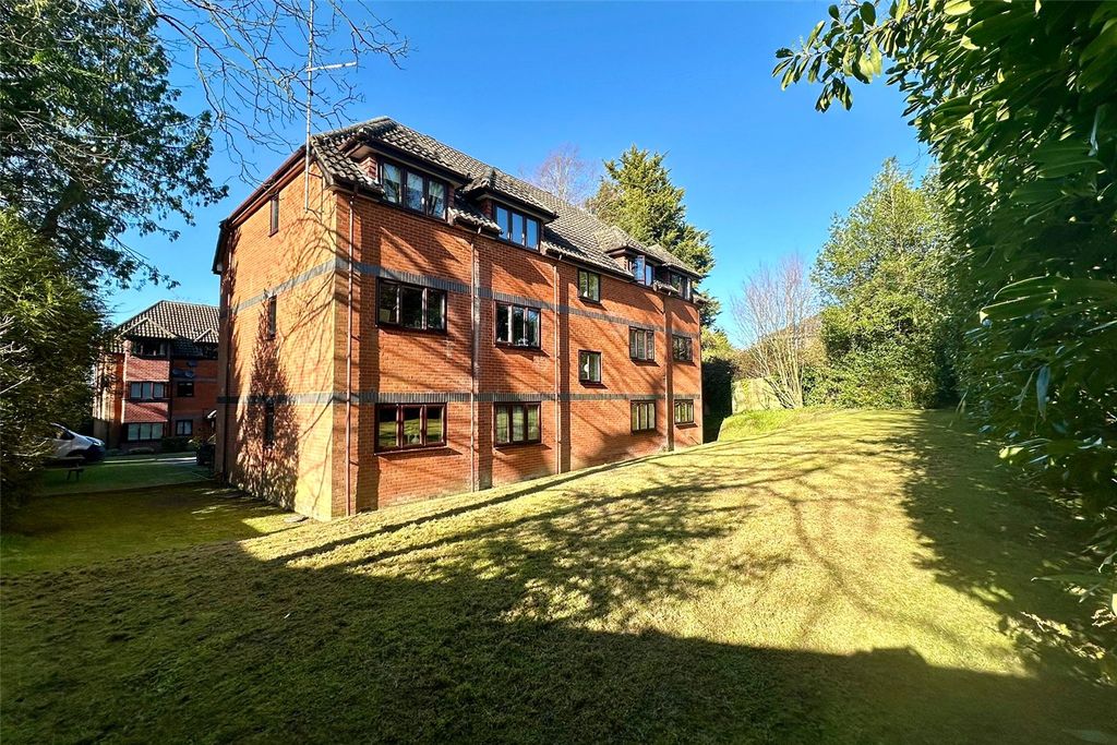 Property photo 1 of 8 Picture No. 09