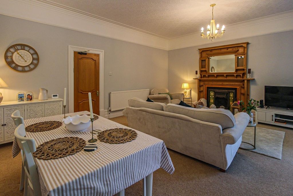 Property photo 2 of 14 Img-8.Jpg