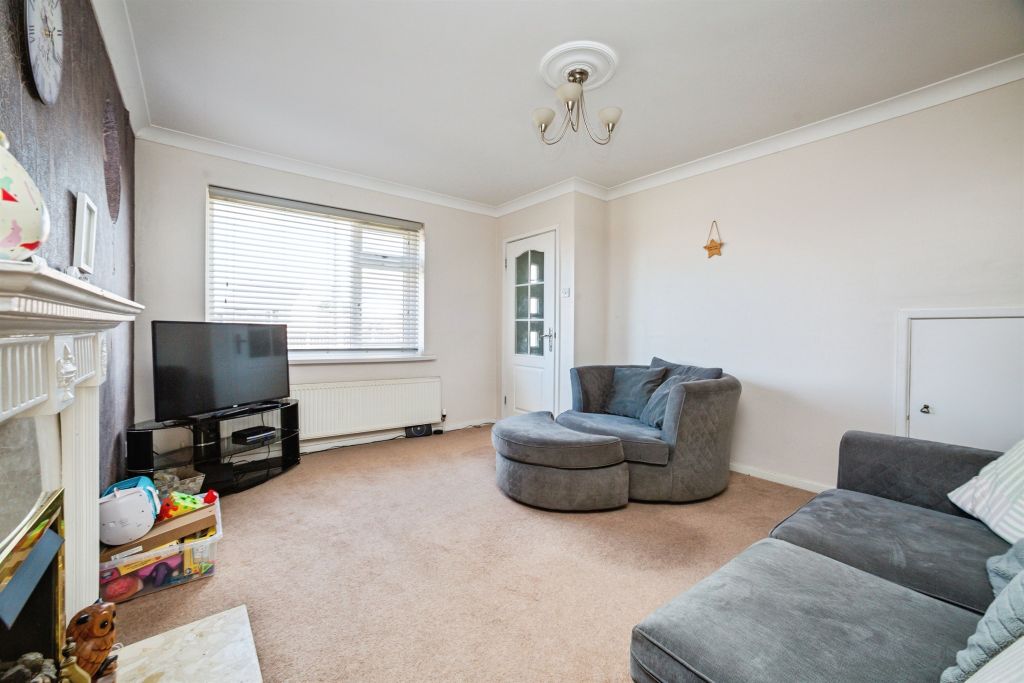 Property photo 2 of 20