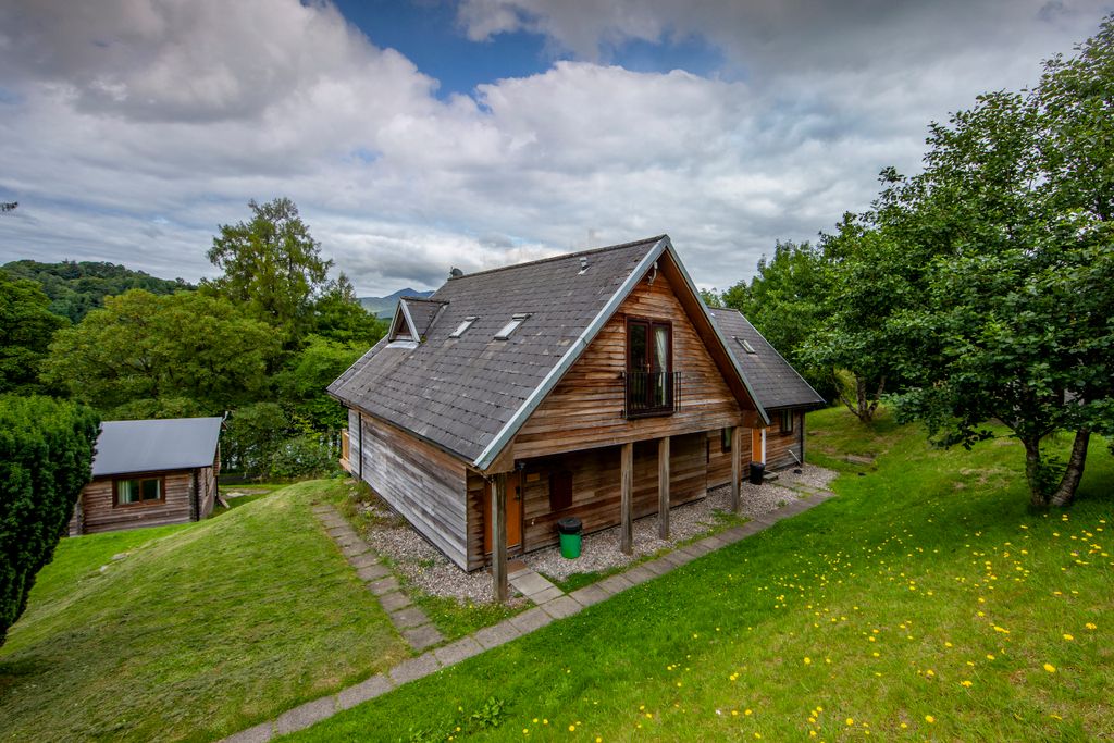 Property photo 3 of 24 1Z6E0626 Culzean Exterior