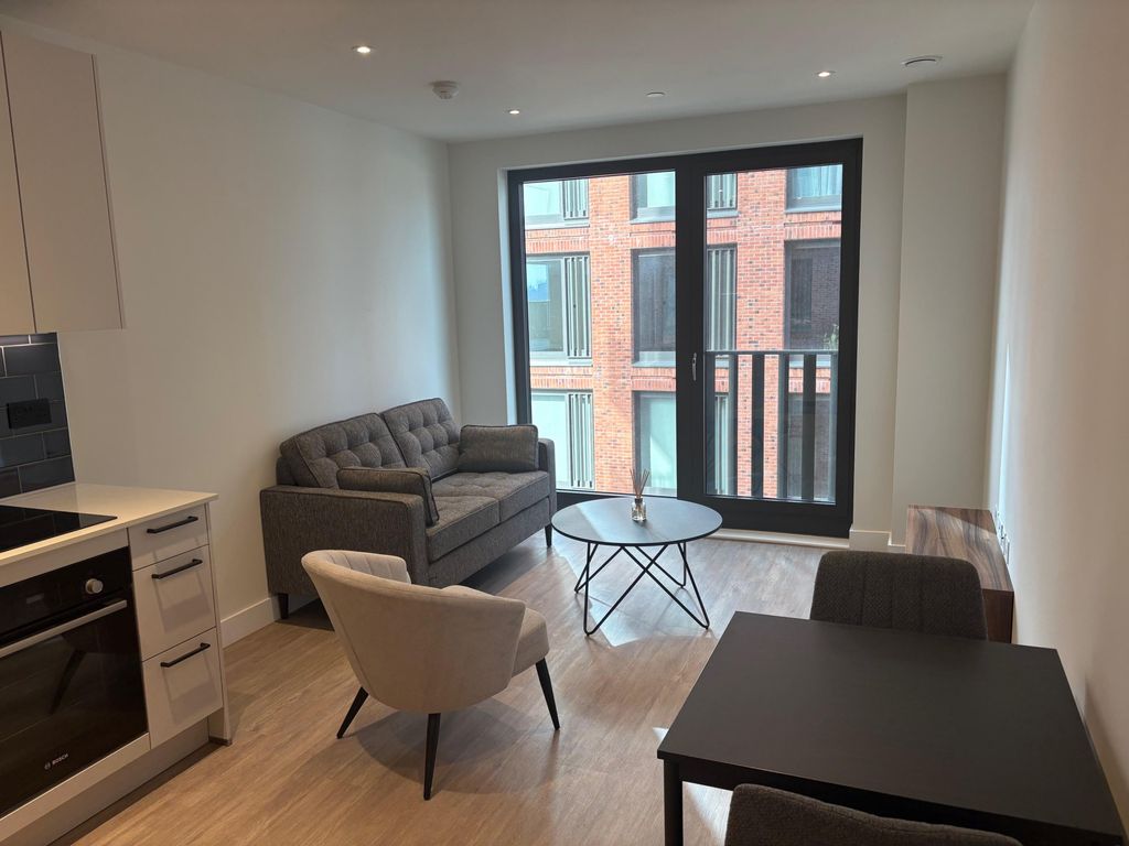 Property photo 3 of 12