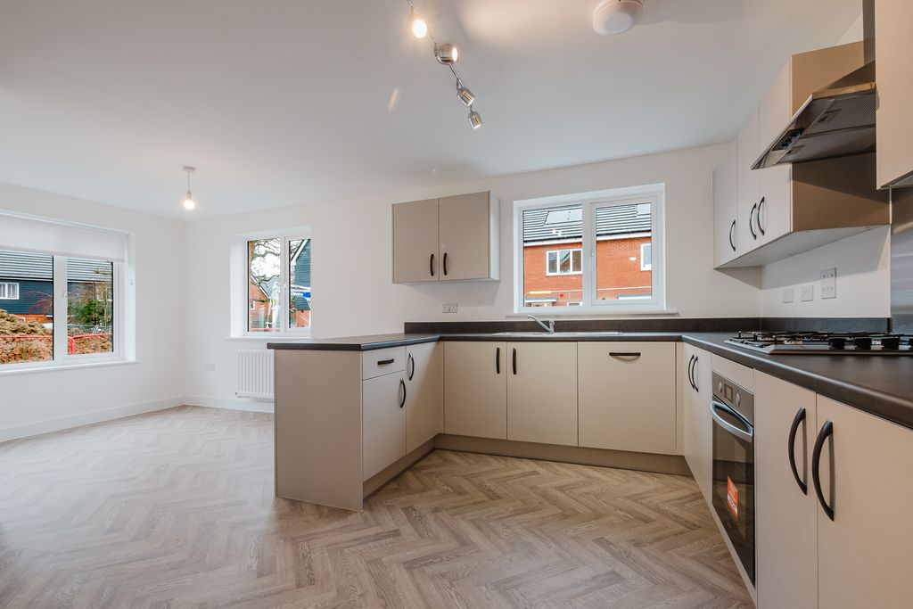 Property photo 1 of 9 Photo