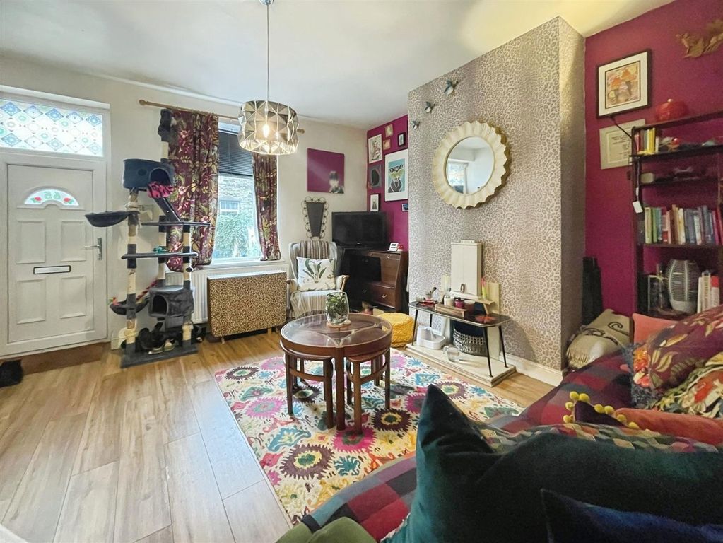 Property photo 2 of 15 Living Room