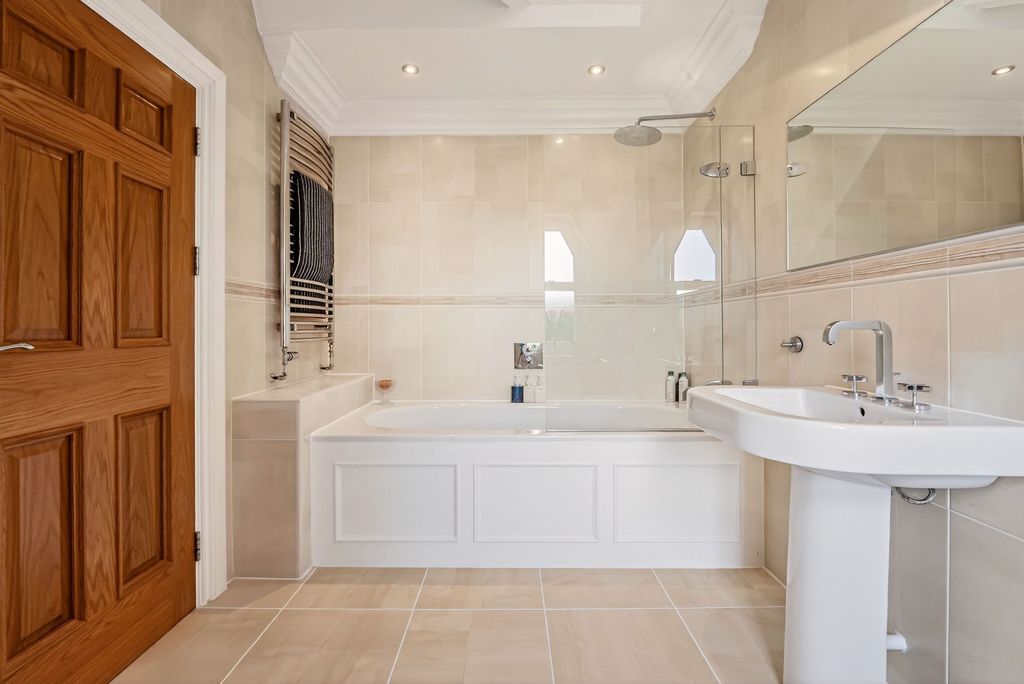 Additional image 21 of 4 bed flat for saleLodge Lane, Singleton FY6