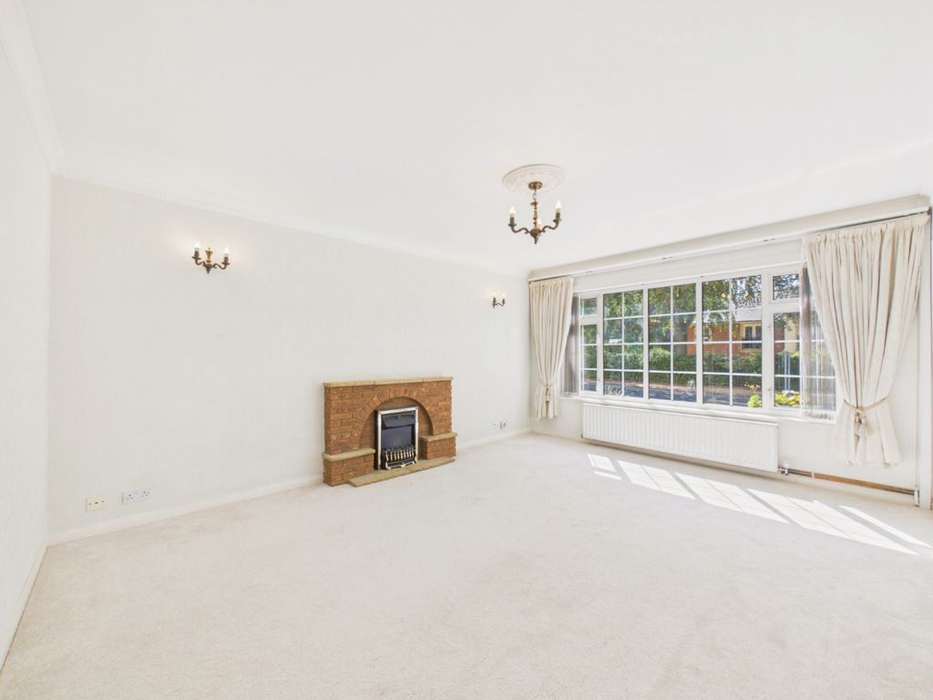 Property photo 3 of 13 5375258