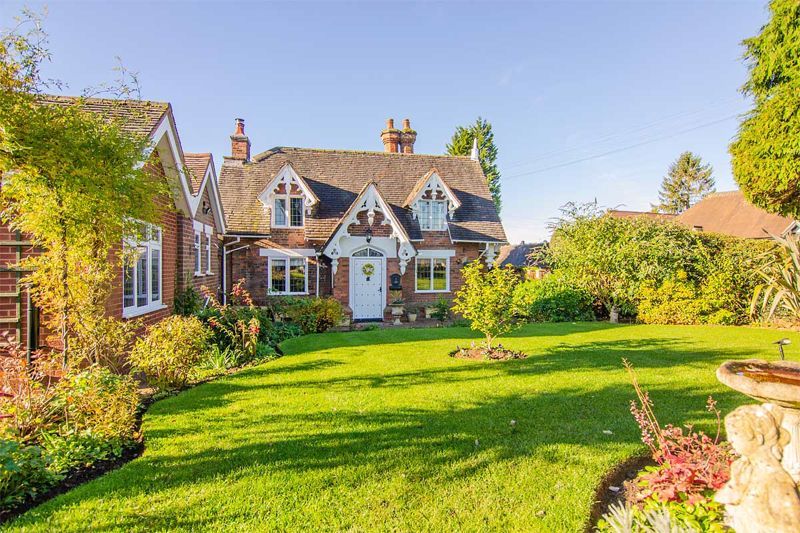 Property photo 1 of 51 Photo 3