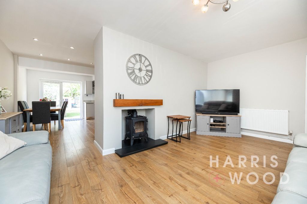 Property photo 3 of 36 3961604