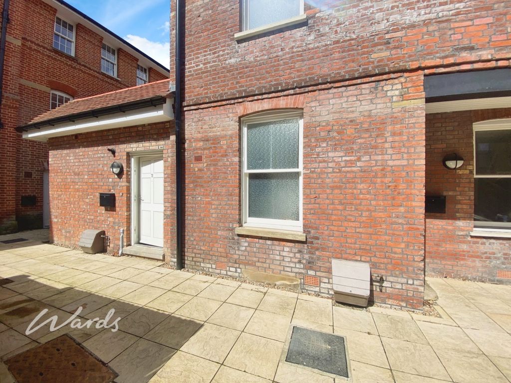 Property photo 1 of 13 Front