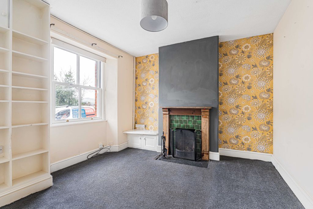 Property photo 2 of 23 Living Room