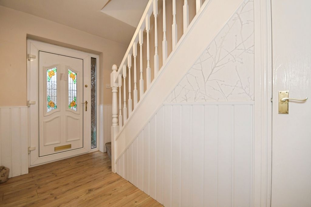 Property photo 2 of 19 Hall