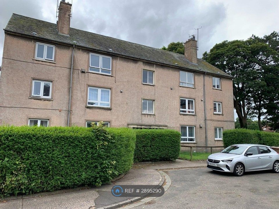 Property photo 1 of 13 External