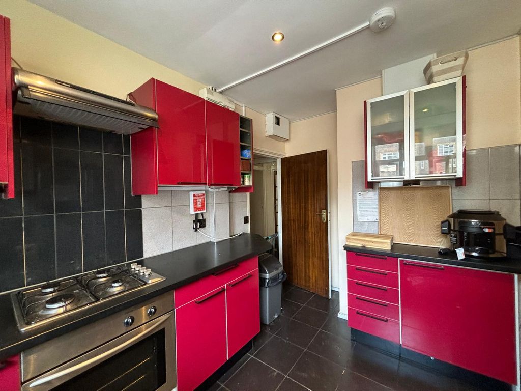 Property photo 2 of 4