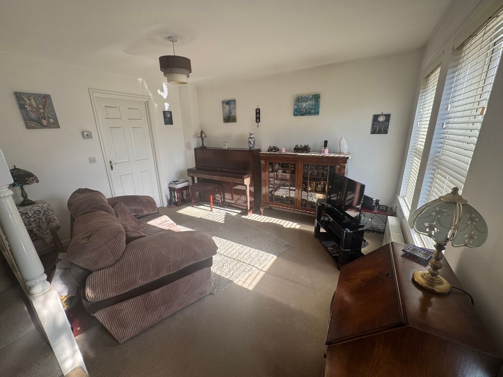 Property photo 2 of 12 2.Jpeg