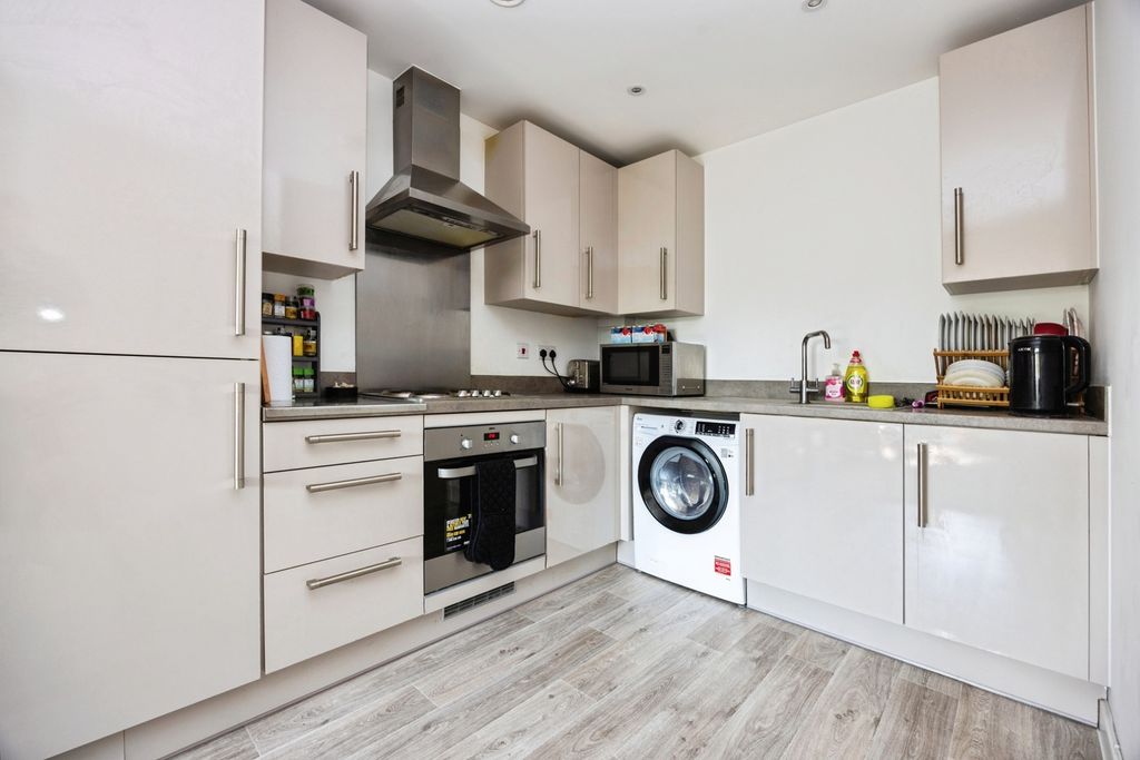 Property photo 1 of 20 Pbox-Img.Jpg