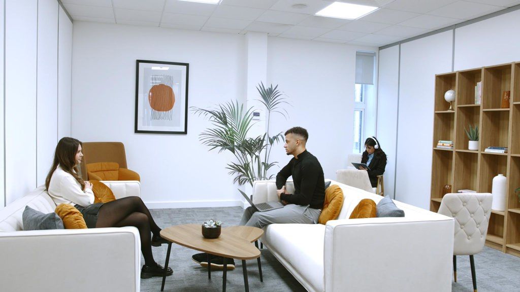 Property photo 3 of 7 Photo 1