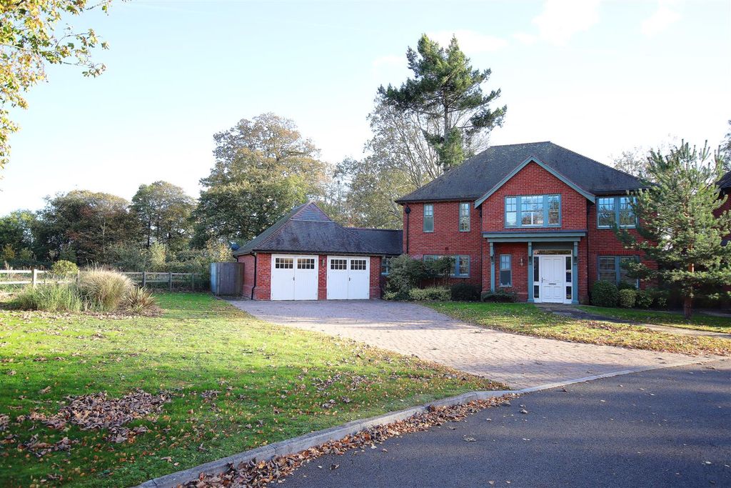 Property photo 1 of 31 Front 2.Jpg