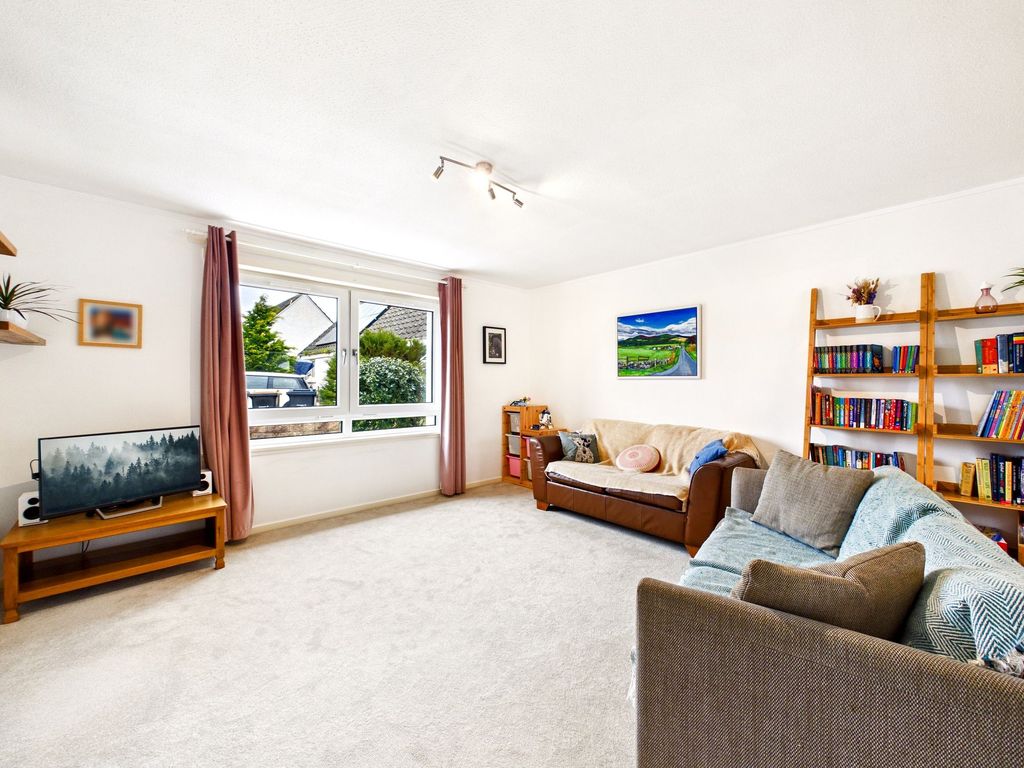 Property photo 3 of 19