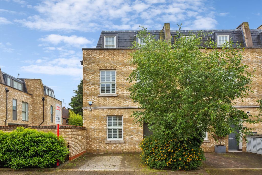 Property photo 1 of 12 Image