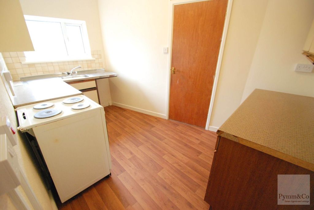 Property photo 1 of 4