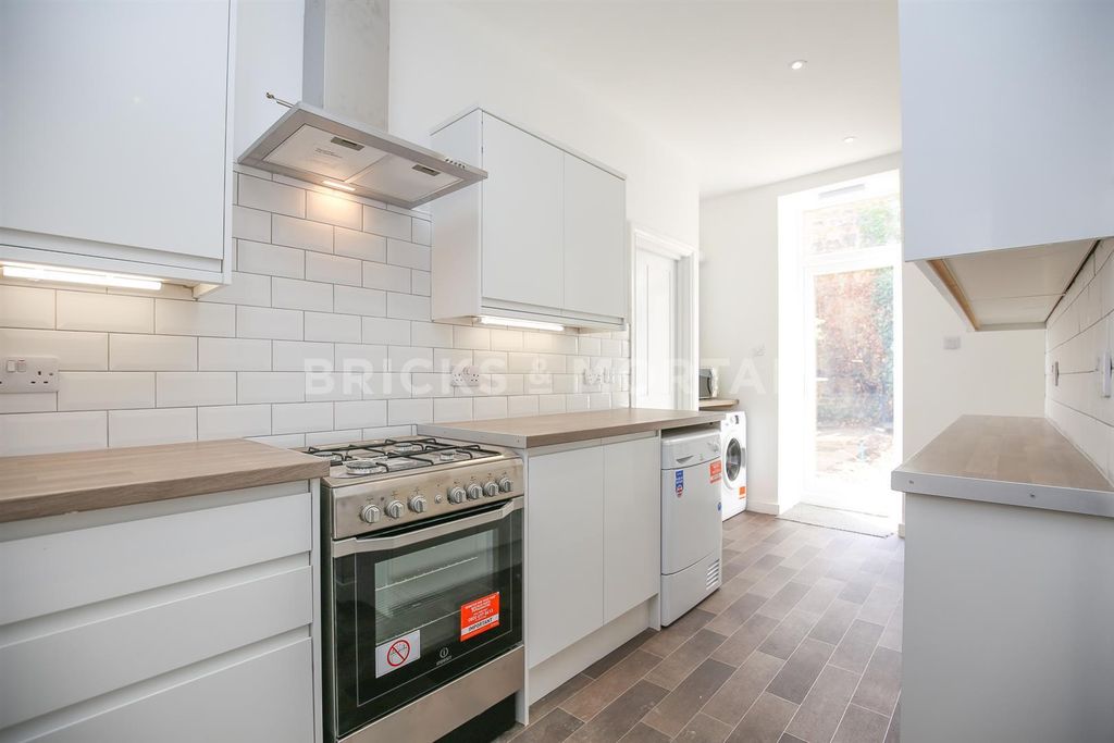 Property photo 1 of 17 Lyv-mi7Mmtocsvtkpi2Il1Uoite.Jpg