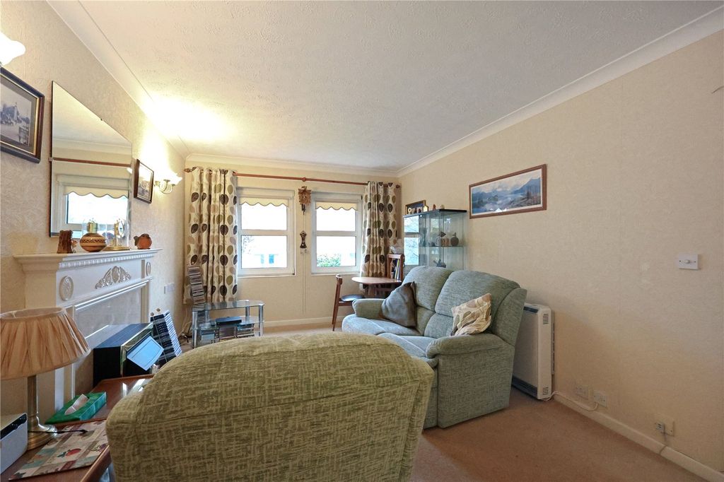 Property photo 3 of 8 Picture No. 02