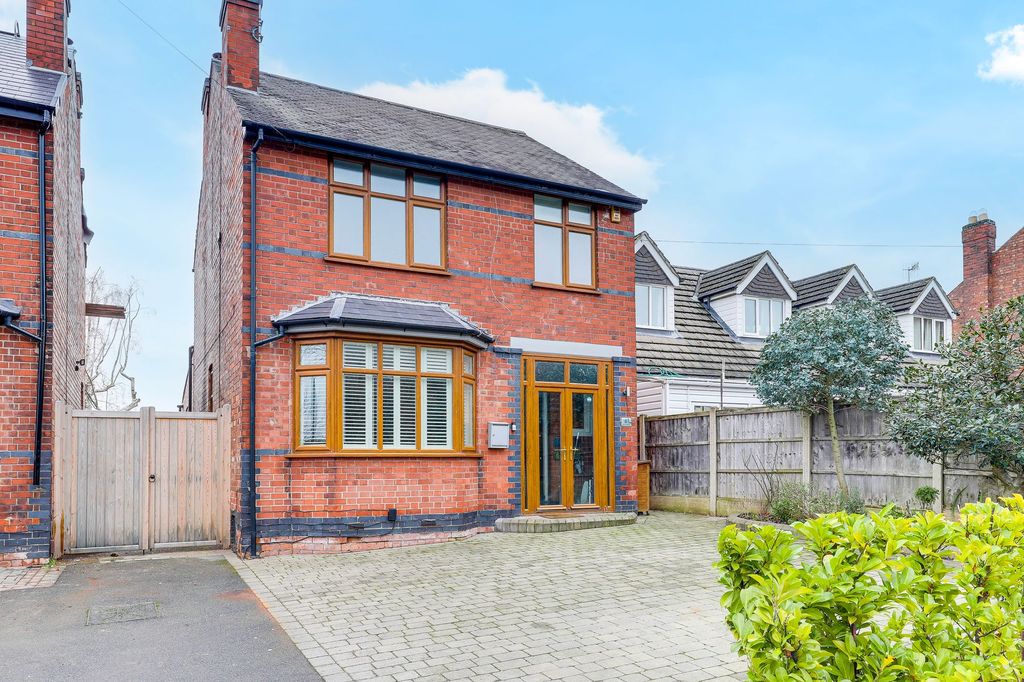 Property photo 1 of 39