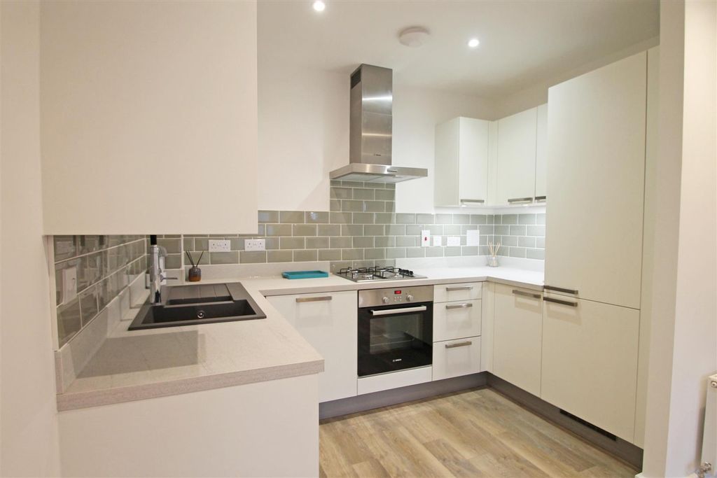 Property photo 2 of 9 Img_8583.Jpg