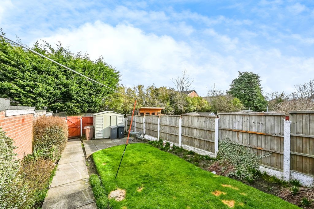 Property photo 3 of 17 Photography