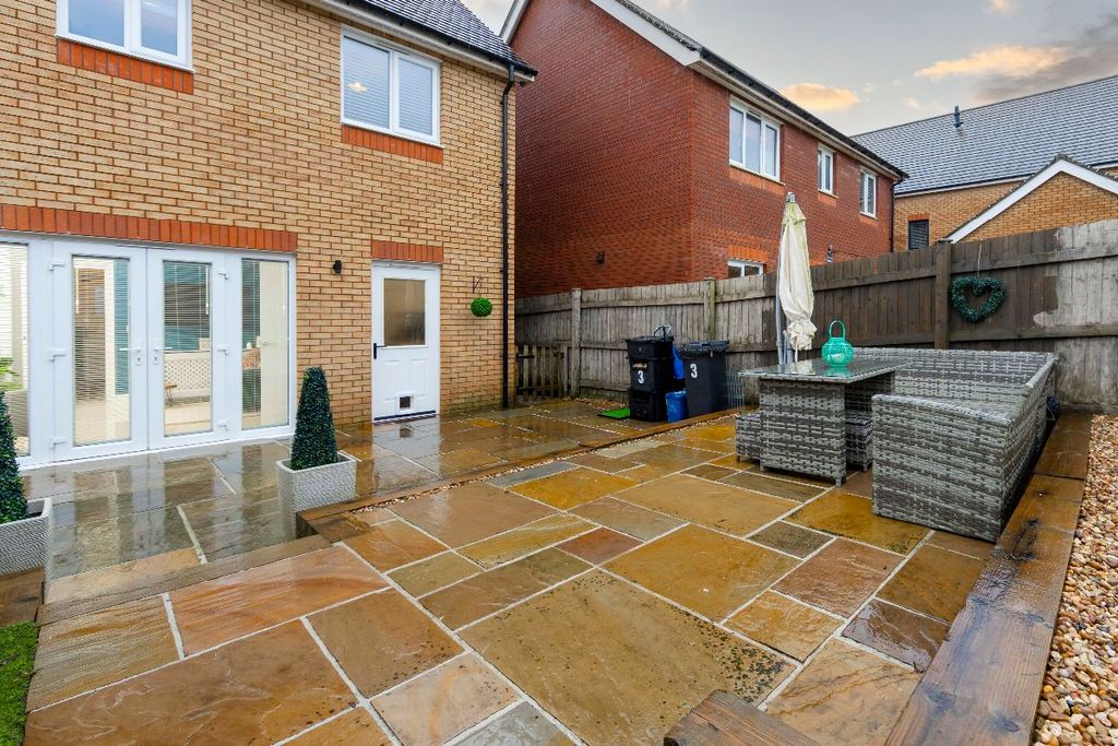 Additional image 44 of 4 bed detached house for saleFoxglove Close, Trelewis, Treharris CF46