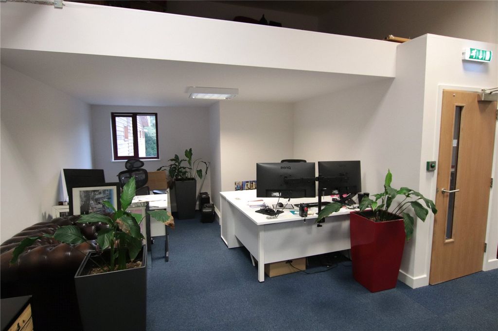 Property photo 2 of 4 Picture No. 02