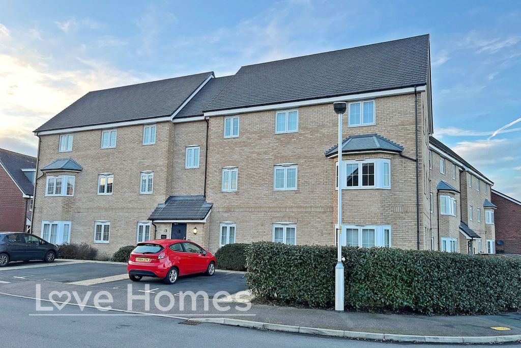 Property photo 1 of 9 4804551